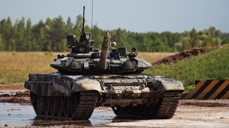 İRAN RUSİYADAN T-90 TANKINI ALMAQ İSTƏYİR