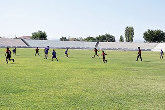 Naxçıvanda uşaq futbolunun inkişafına diqqət artırılıb