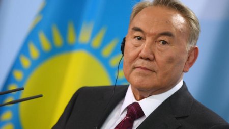 Qazaxıstan prezidentinin qızı atasının səhhəti barədə danışdı