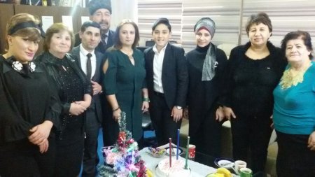 2018-ci il ən düşərli, yadda qalan illərdən biri olsun-redaksiyada bayram tədbiri keçirilmişdir-FOTOLAR 2018-ci il ən düşərli, yadda qalan illərdən biri olsun-redaksiyada bayram tədbiri keçirilmişdir-FOTOLAR