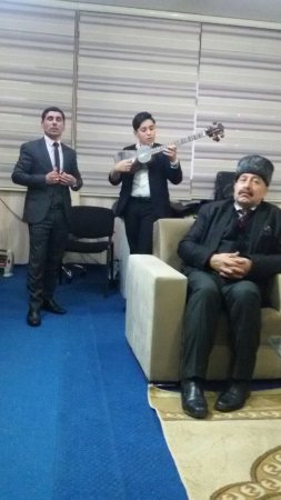 2018-ci il ən düşərli, yadda qalan illərdən biri olsun-redaksiyada bayram tədbiri keçirilmişdir-FOTOLAR 2018-ci il ən düşərli, yadda qalan illərdən biri olsun-redaksiyada bayram tədbiri keçirilmişdir-FOTOLAR