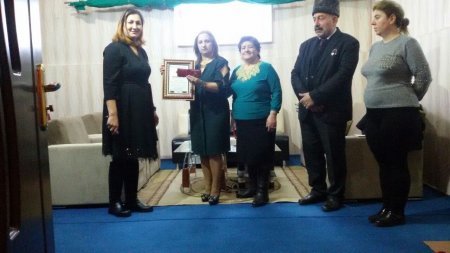 2018-ci il ən düşərli, yadda qalan illərdən biri olsun-redaksiyada bayram tədbiri keçirilmişdir-FOTOLAR 2018-ci il ən düşərli, yadda qalan illərdən biri olsun-redaksiyada bayram tədbiri keçirilmişdir-FOTOLAR