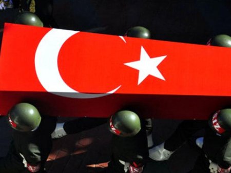 Türkiyədə polislərə hücum: 2 yaralı, 1 ölü