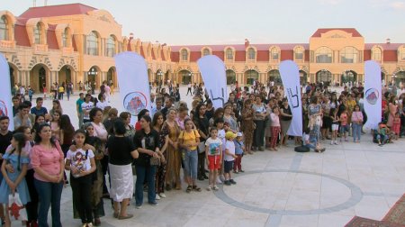 “Saat Meydanı” turistik istirahət mərkəzində konsert proqramı təşkil olunub