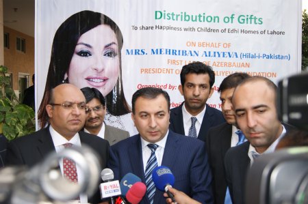 BİRİNCİ XANIMIN TƏŞƏBBÜSÜ İLƏ KİMSƏSİZLƏR EVİNDƏ TƏDBİR
