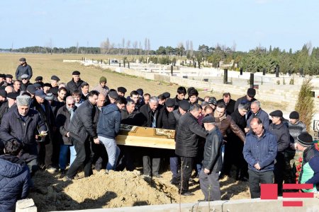 "BƏS ATAM DEYİRDİ, YAXŞI ÜZƏ BİLİR?"-VİDA GÖRÜŞÜ