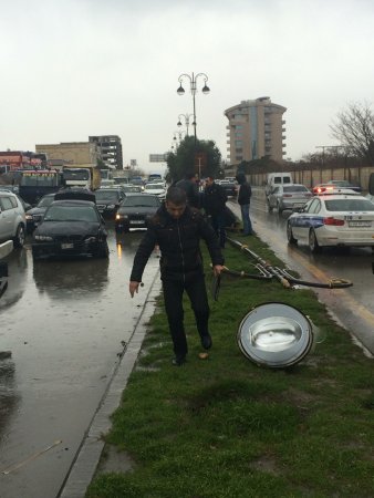 BABƏK PROSPEKTİNDƏ QƏZA BAŞ VERDİ