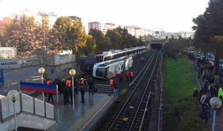 TÜRKİYƏDƏ METRO QATARI AŞDI