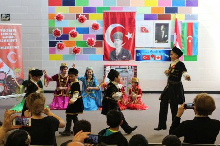 "QARABAĞ" AZƏRBAYCAN MƏKTƏBİNİN ÇIXIŞLARI ALQIŞLARLA QARŞILANDI