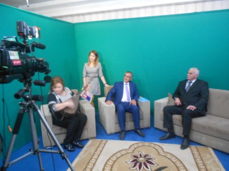 Esmamedia TV -də "Bizim Dost" verlişinin çəkilişləri davam edib