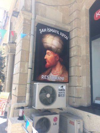 Şah İsmayıl Xətai-yə hörmətsizlik?!