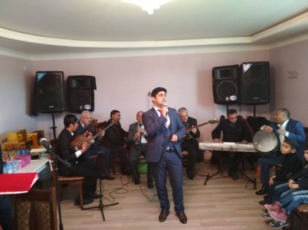 “Sədərək” şadlıq evində Sədərək rayonunun ictimai həyatında və yaradıcılıq sahəsində fərqlənən istedadlı gənclərin mükafatlandırılması mərasimi keçirilmişdir-FOTOLAR