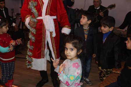 “Sədərək” şadlıq evində Sədərək rayonunun ictimai həyatında və yaradıcılıq sahəsində fərqlənən istedadlı gənclərin mükafatlandırılması mərasimi keçirilmişdir-FOTOLAR