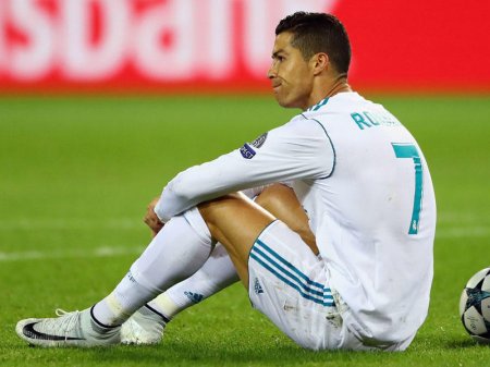 "Real Madrid" Ronaldoya illik 30 milyon avroluq müqavilə təklif edəcək