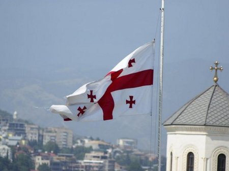 Fransa Gürcüstana 18 milyon avro yardım edəcək