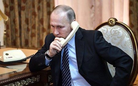 Putin niyə smartfon işlətmir?
