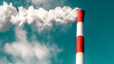 Bakıda atmosferə atılan tullantıya görə məsul şəxs cəzalandırılıb