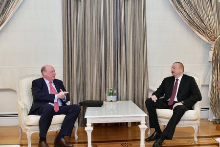 Prezident İlham Əliyev Avropa Komissiyasının nümayəndə heyətini qəbul edib - FOTO