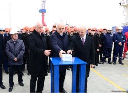 Azərbaycanda yeni tanker suya buraxılıb - FOTO