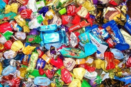 Azərbaycan konfetləri Ermənistanda çaşqınlığa səbəb oldu