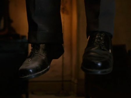 Azərbaycanda şirkət əməkdaşı anbarda İNTİHAR ETDİ