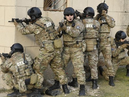 DTX Bakıda aeroportda əməliyyat keçirdi, mütəşəkkil dəstə zərərsizləşdirildi