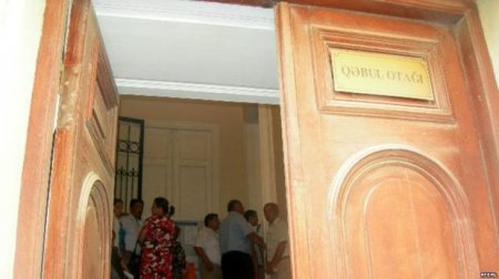 Vətəndaşların şikayətini dinləməyən dövlət qurumlarının adları açıqlandı