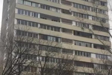 Rusiyada 12-ci mərtəbədən yıxılan kişini ölümdən artıq çəki xilas etdi