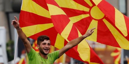 Makedoniyanın adı rəsmən dəyişdi