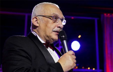 MƏHŞUR televiziya kanalında rüşvət qalmaqalı