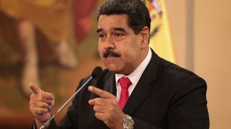 Maduro Braziliya ilə sərhədi bağlayır