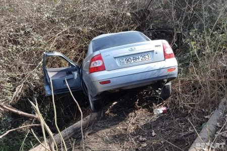 Ucarda avtomobil su kanalına aşıb, sürücü ölüb - FOTO