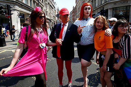 Tramp homoseksuallığı bütün dünyada qanuniləşdirmək istəyir