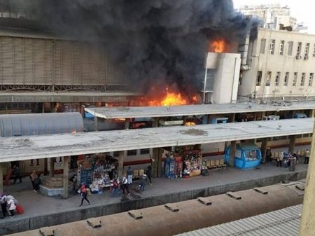 DƏHŞƏT: qatar alışıb- 24 ölü, 50 yaralı