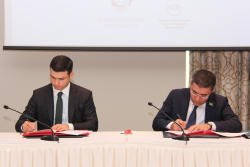 KOBİA və “Azərbaycan Sənaye Korporasiyası” arasında əməkdaşlığa dair memorandum imzalanıb - FOTO