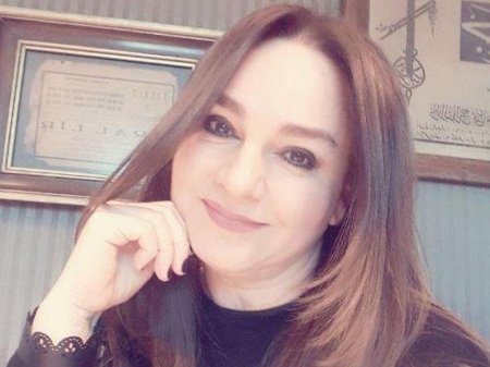 Əməkdar artisti şantaj edirlər