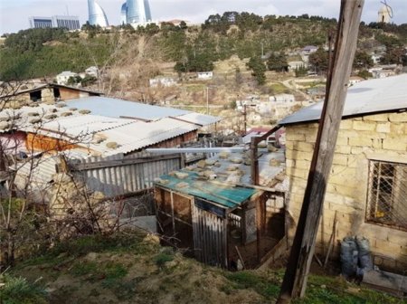 Bayıldakı sürüşmə zonasında son vəziyyət: "Haqsız tələblər irəli sürürlər"