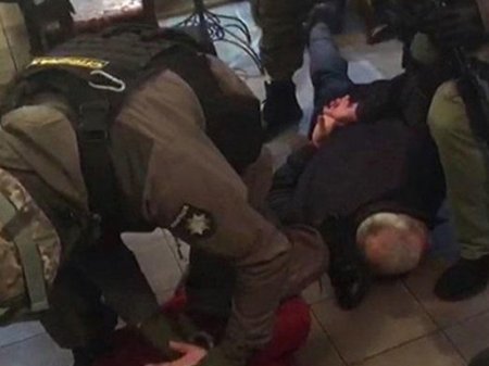 Avtoritetlərin restorandakı “sxodka”sına basqın