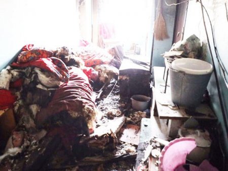 Ər-arvadın tüstüdən boğulduğu yanğından FOTOlar