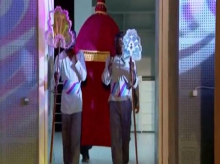 Azərbaycanlı məşhuru efirə görün necə gətirdilər - FOTO