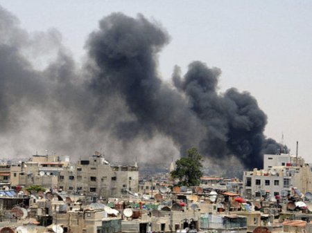 ABŞ Suriyanı bombaladı: 50 ölü, 30 yaralı