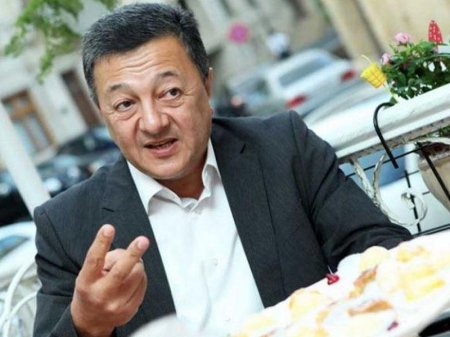 Nurəddin Xocanın məhkəməsində Elçin Şıxlı dindirilib