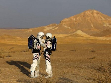 NASA açıqladı: Marsa ilk olaraq qadın gedəcək