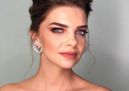 Aktrisa 30 il əvvəlki FOTOsunu yaydı