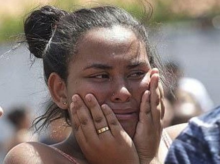 Kollecdə gülləbaran: 10 ölü