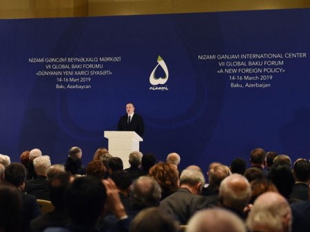 Prezident İlham Əliyev VII Qlobal Bakı Forumunun açılışında iştirak edir - FOTO