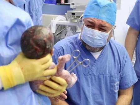 Eyni gün həm ata, həm də baba oldu