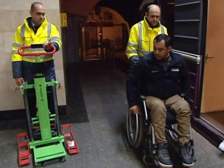 Metroda yenilik - Əlil sərnişinlərə şad xəbər