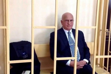 Prezident İlham Əliyev Əli İnsanovu da əfv etdi