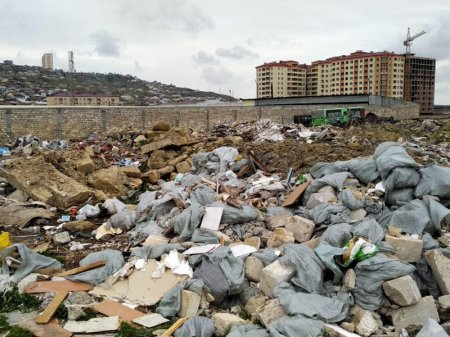 Nöqsanlara yol verən məmurlar cəzalandırıldı - Bakı Şəhər İcra Hakimiyyətində müşavirə